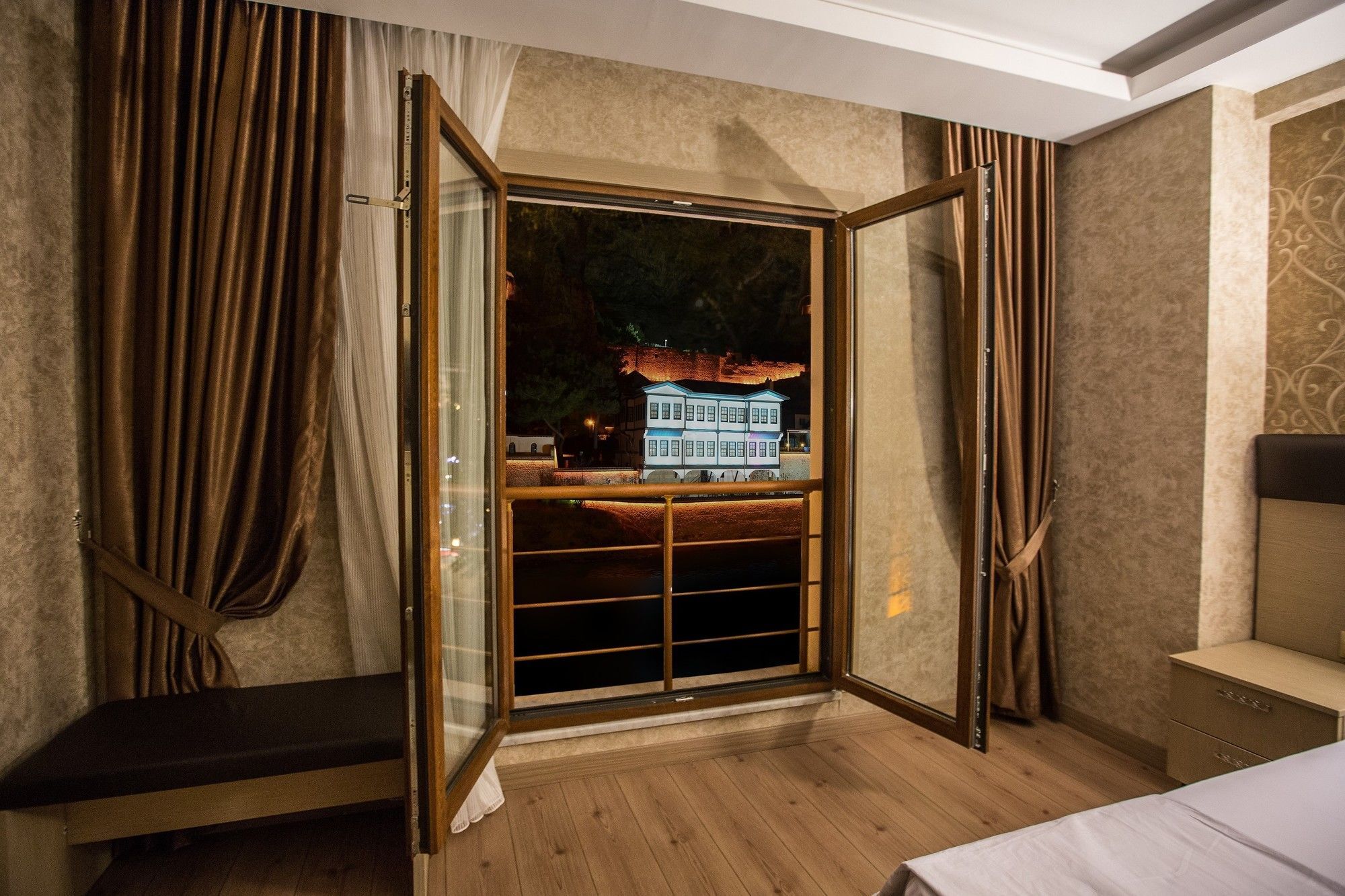 Payidar Hotel 阿马西亚 外观 照片